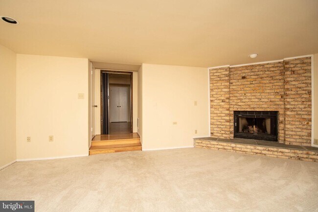 Building Photo - 10923 Whiterim Dr