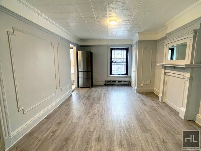 Building Photo - 162 Decatur St