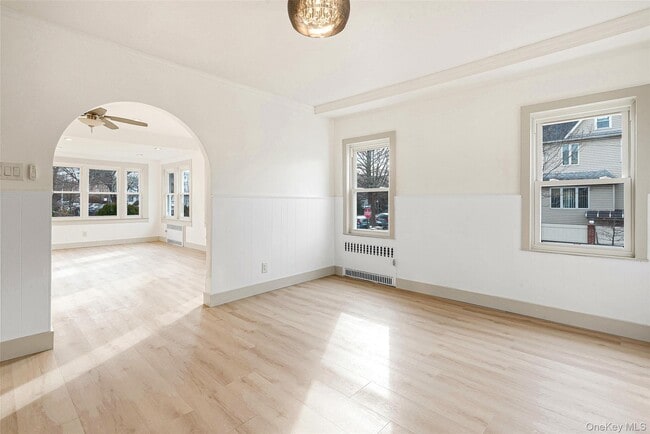 Building Photo - 93-01 71st Ave