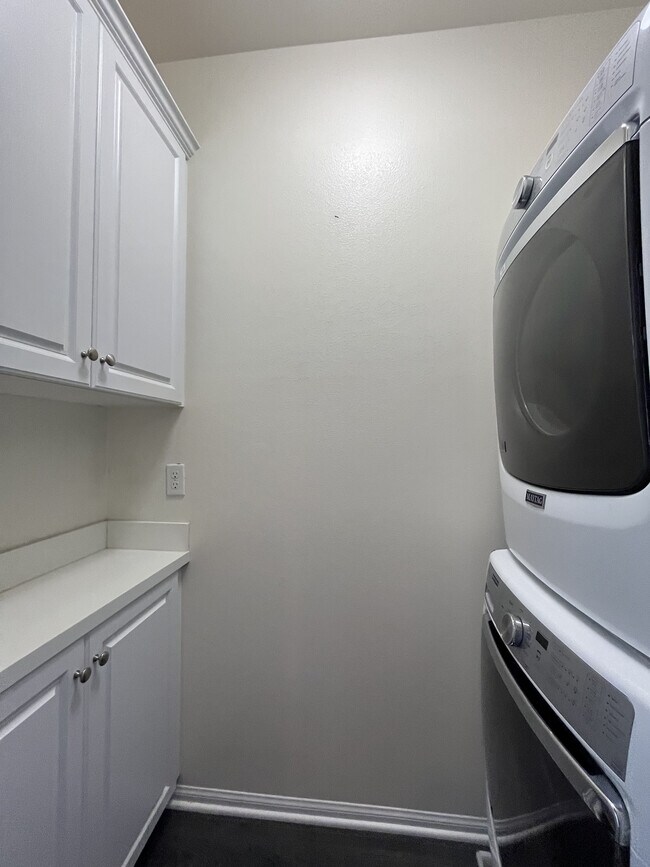 Building Photo - 12432 Constellation St