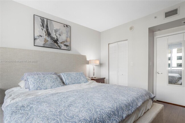 Building Photo - 335 S Biscayne Blvd