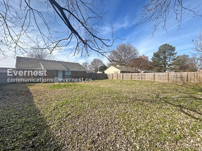 Building Photo - 6270 Jamestown Dr