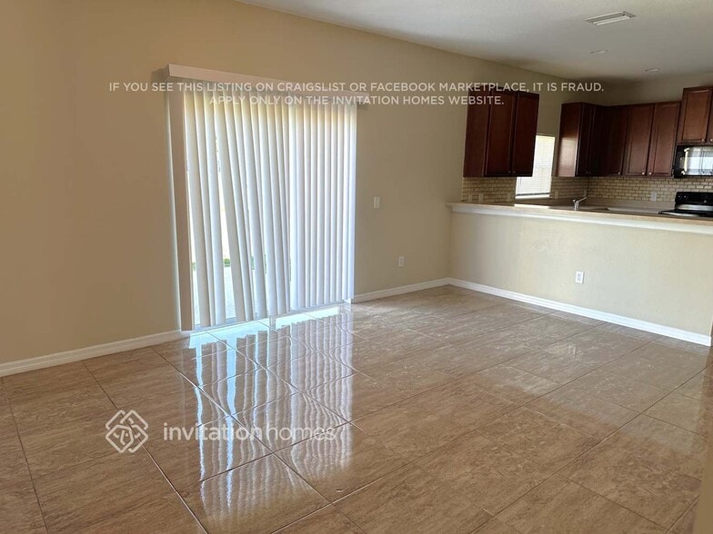 Building Photo - 1734 Bonita Bluff Ct