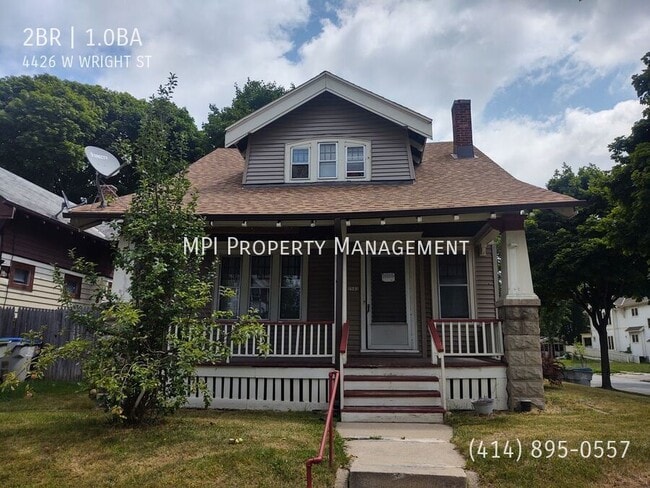 Primary Photo - 4426 W WRIGHT St