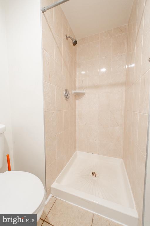 Building Photo - 1709 Dogwood Dr