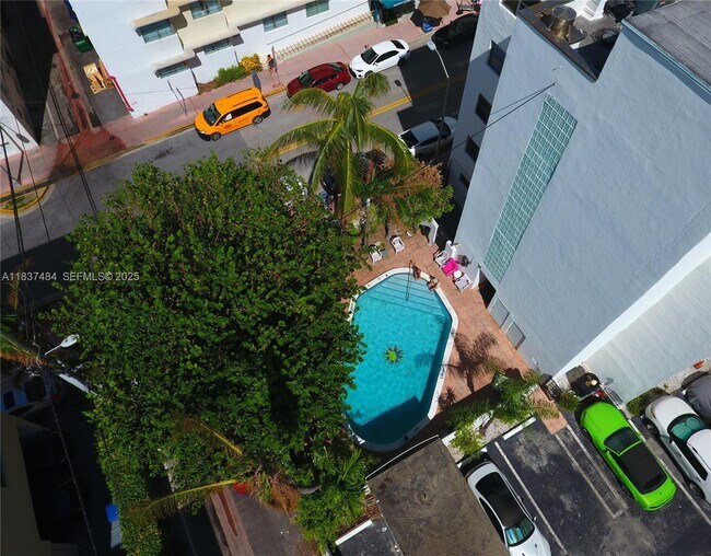 Building Photo - 1390 Ocean Dr