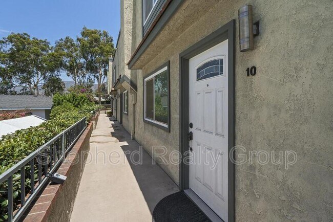 Building Photo - 405 Pioneer Dr