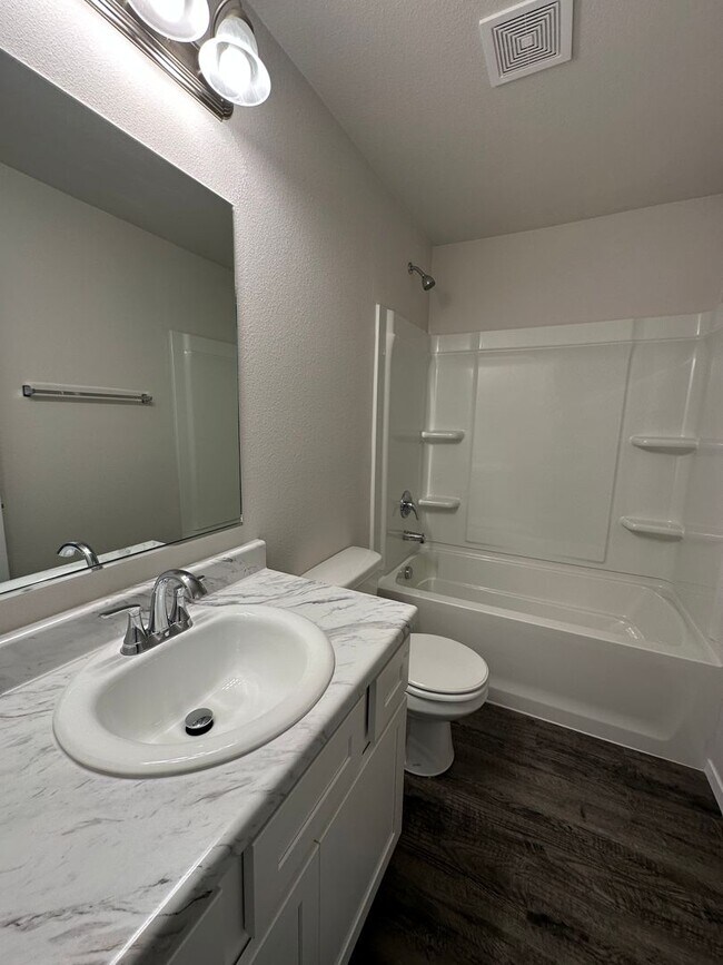 Building Photo - *Pre-leasing* Four Bedroom | Two Bath Home...