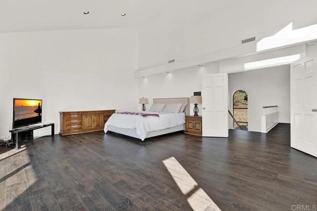 Building Photo - 3230 Piragua St