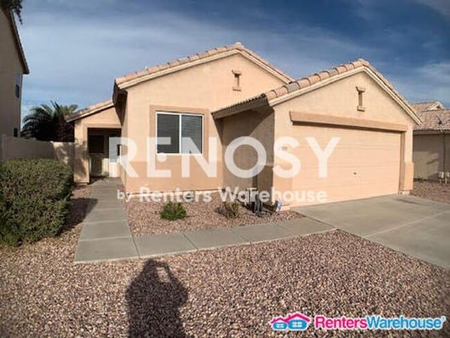 Building Photo - Ideal 3 Br 2 Ba 2 Cg Home Near Loop 303 & Greenway in Surprise!