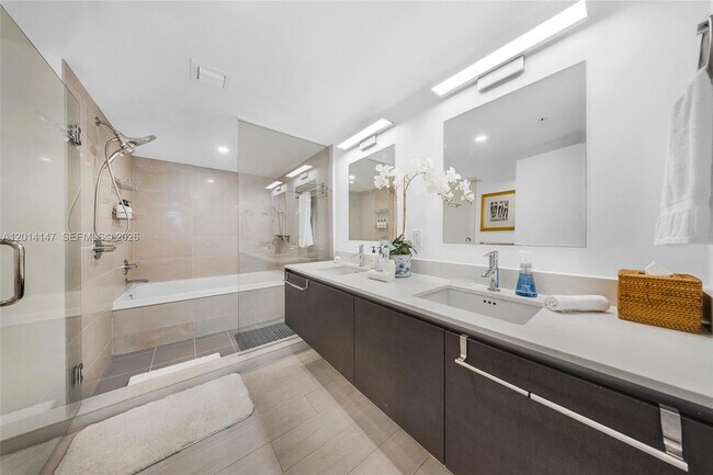 Building Photo - 6620 Indian Creek Dr
