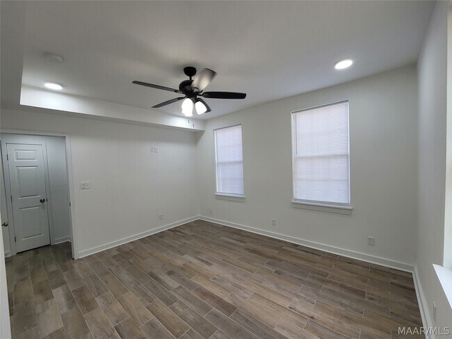 Building Photo - 1524 Madison Ave