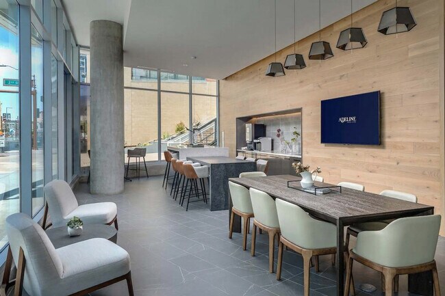 Building Photo - 222 E Jefferson St