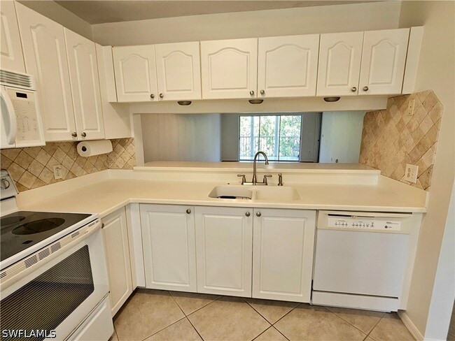 Building Photo - 3001 Sandpiper Bay Cir