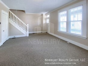 Building Photo - 317 Wilson Ave