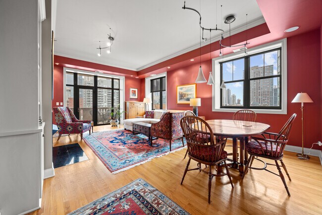 Building Photo - 30 W Erie St