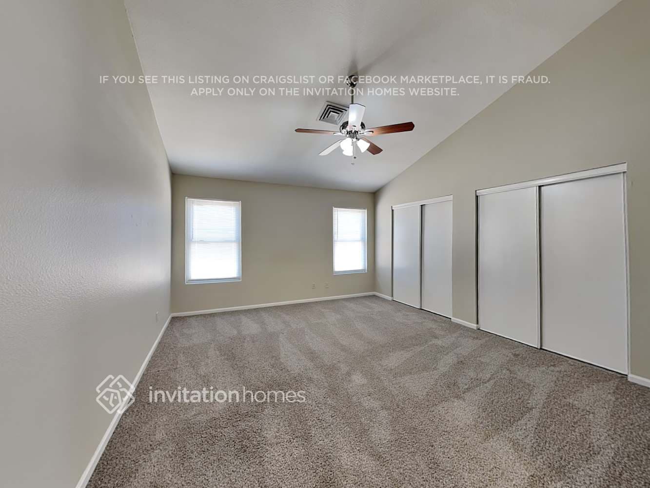 Building Photo - 668 E Manor Dr
