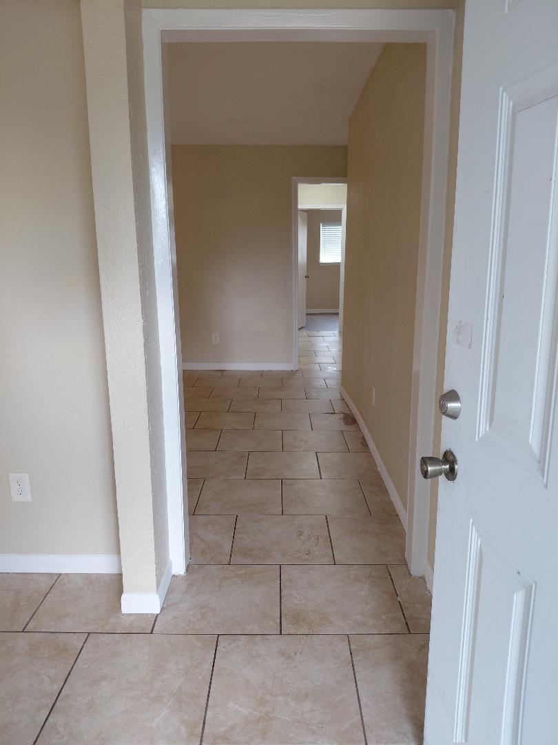 Building Photo - 5019 Tavenor Ln