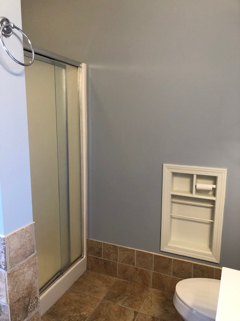 Building Photo - 905 Lowry Ct