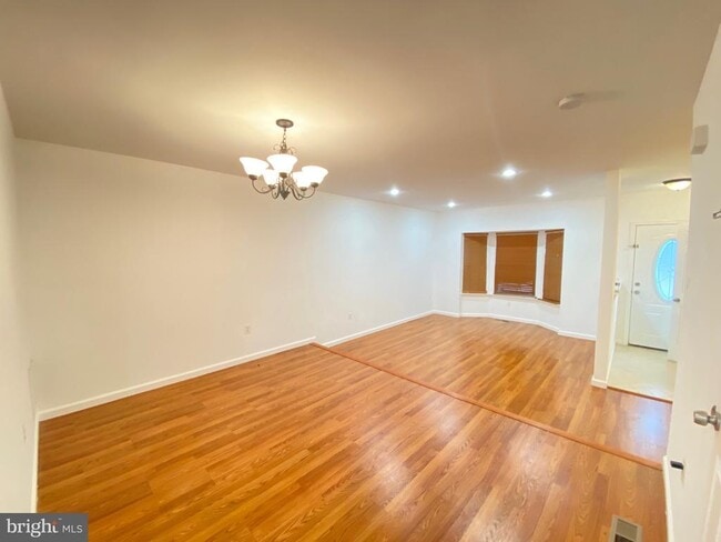 Building Photo - 14817 Winding Loop