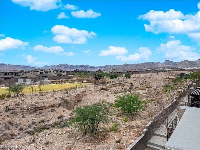 Building Photo - 11665 Redwood Mountain Ave