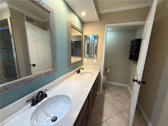 Building Photo - 8011 E Sandstone Dr