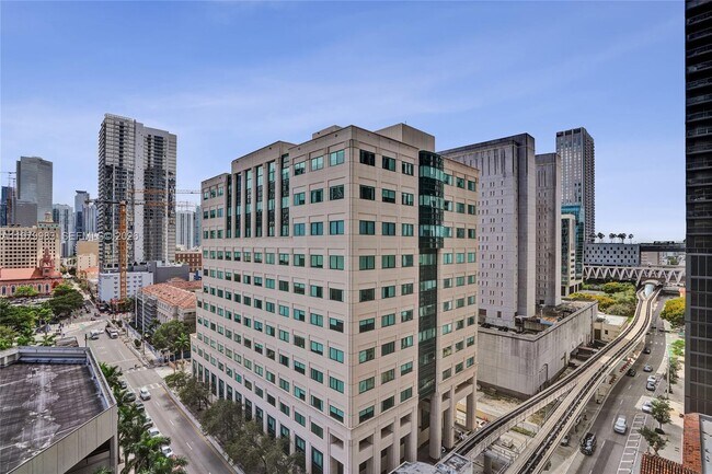 Building Photo - 151 NE 5th St