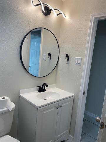 Building Photo - 2519 Larchmont Dr
