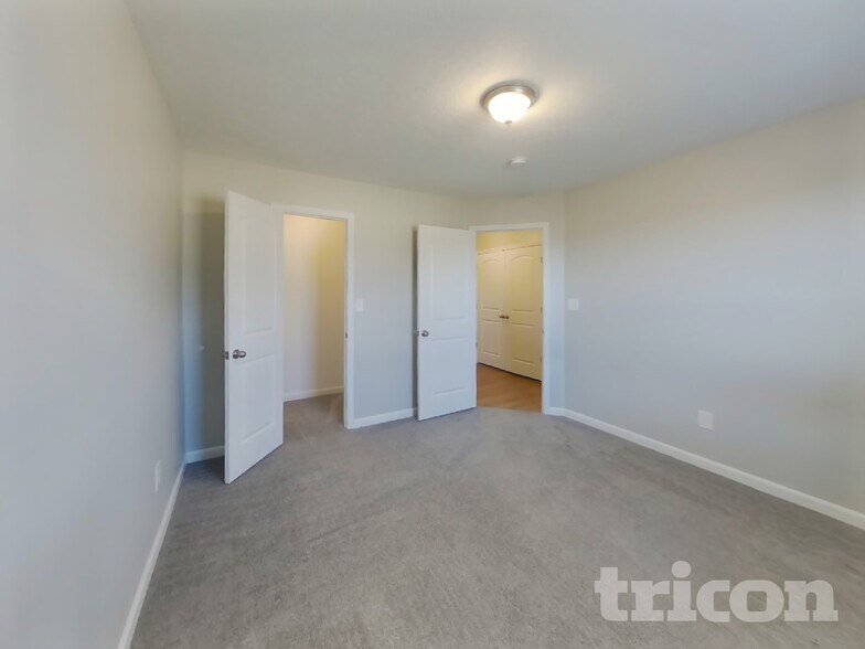 Building Photo - 4907 Long Iron Dr