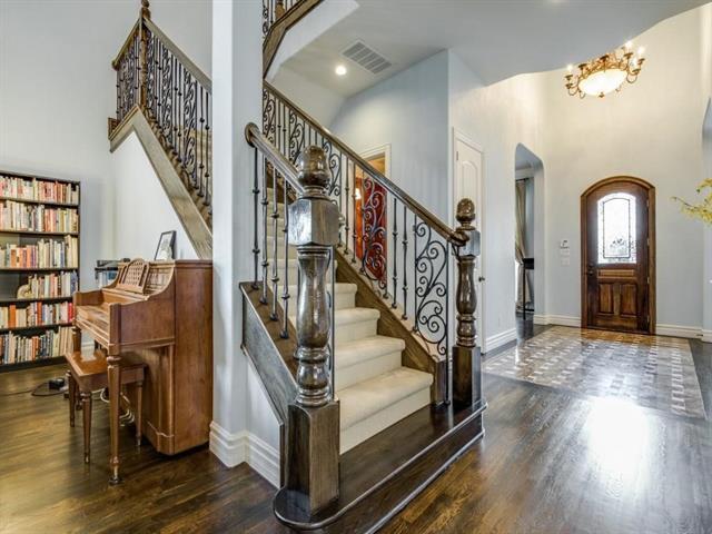 Building Photo - 4561 Ethridge Dr