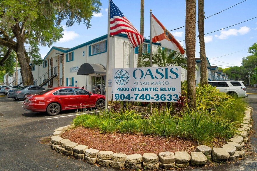 Interior Photo - Oasis at San Marco