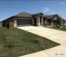 Building Photo - 3154 Charyn Wy