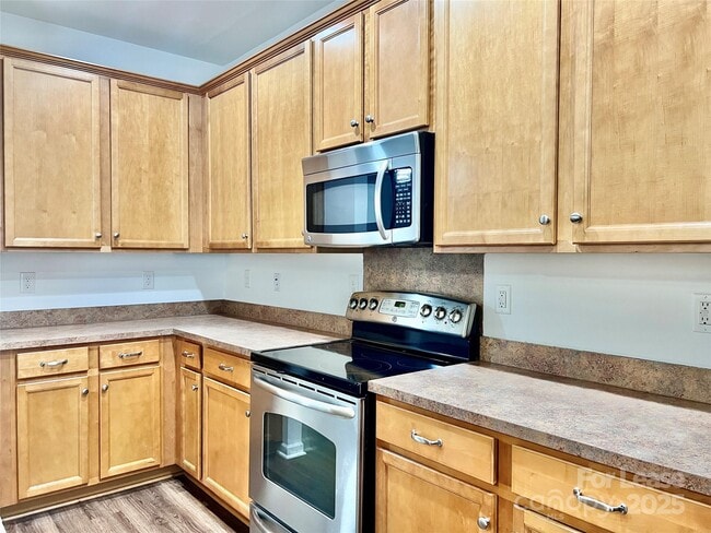 Building Photo - 13310 Erwin Rd