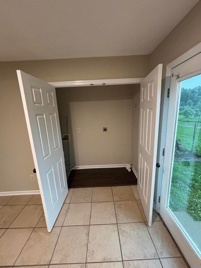 Building Photo - 2744 Hayden Park Ln
