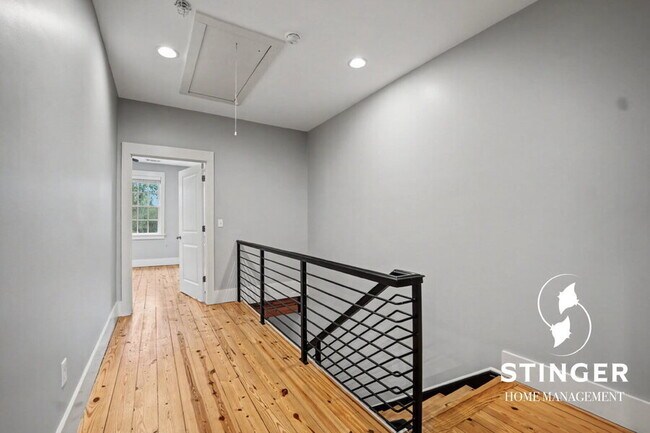 Building Photo - 1 Market-2