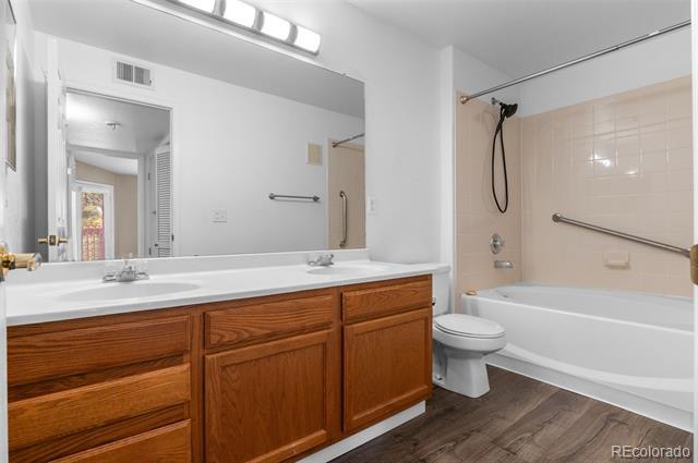 Building Photo - 9934 E Carolina Cir