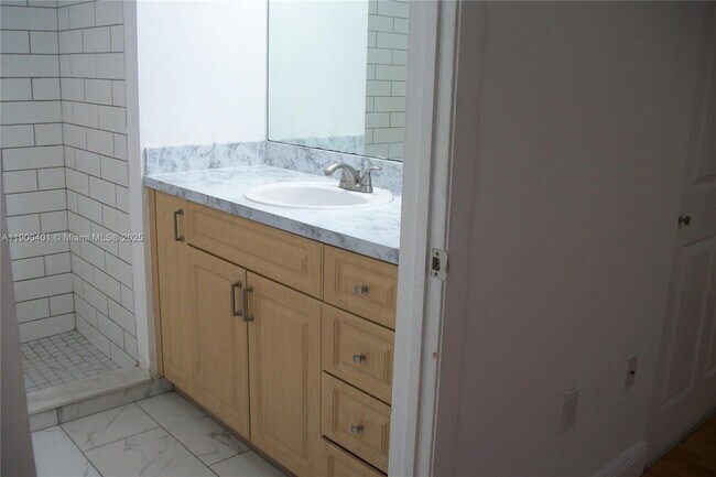 Building Photo - 9307 NW 121st St