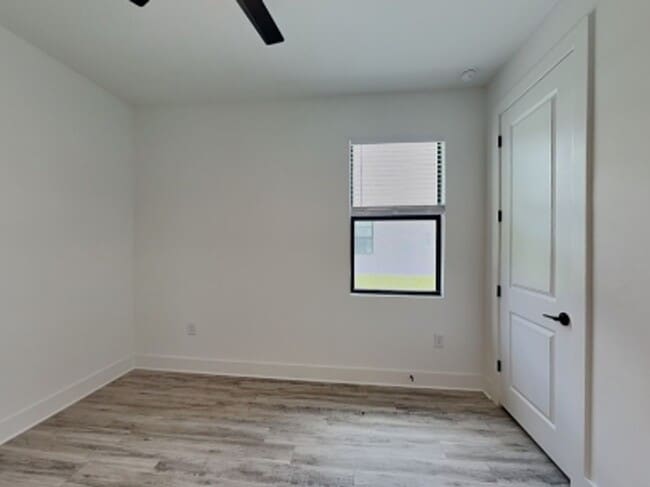 Building Photo - 26473 Explorer Rd