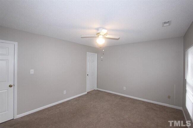 Building Photo - 5606 Split Oak Way
