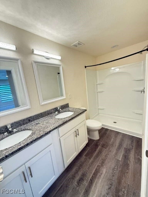 Building Photo - 7004 Tide Cir