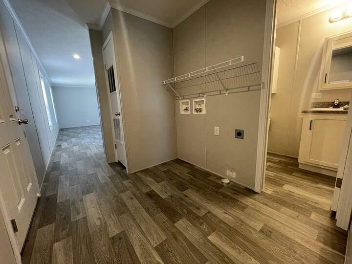 Building Photo - 15852 Croatia Dr