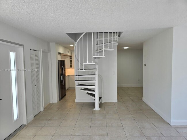 Building Photo - 12352 SW 18th Terrace