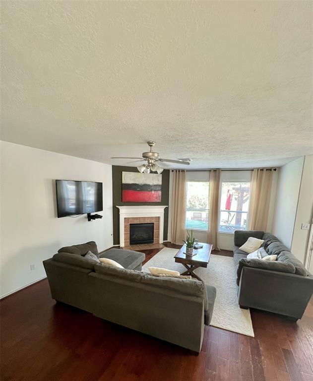 Building Photo - 26007 Trailcliff Ct
