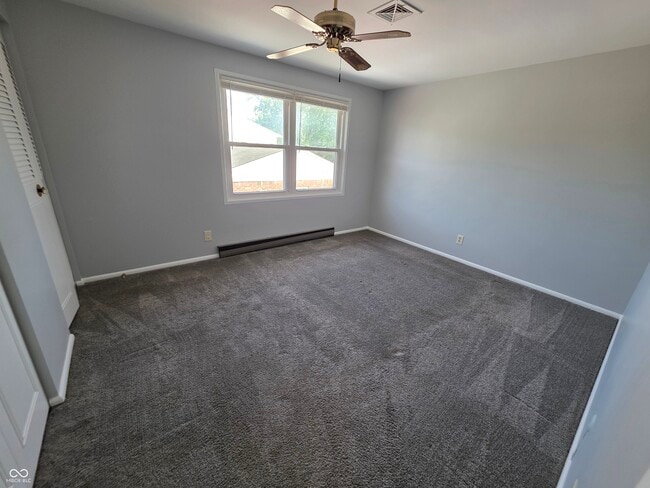 Building Photo - 4929 Mt Vernon Dr