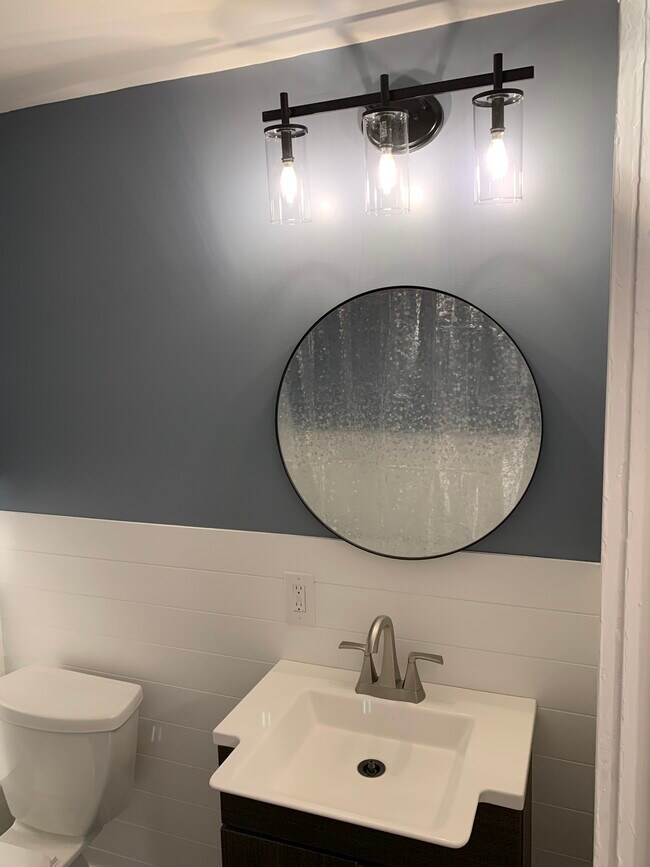 Building Photo - 361 3rd St