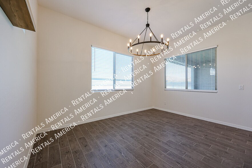 Building Photo - 44716 N 44th Ave