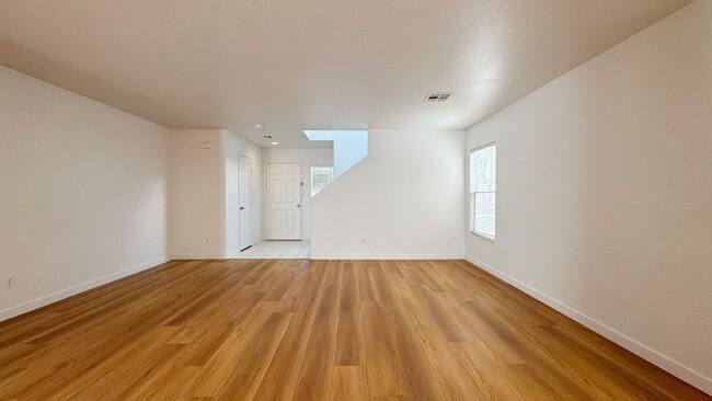 Building Photo - 6176 Windmill Island Ave