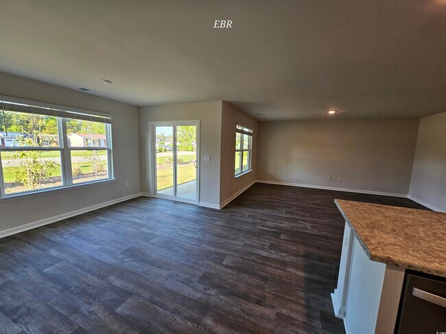 Building Photo - 370 Jeff Waters Cir