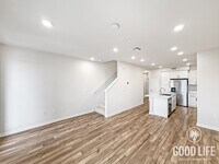 Building Photo - Beautiful New 3B/3BA Gated Community Townhome in Riverside for Lease!