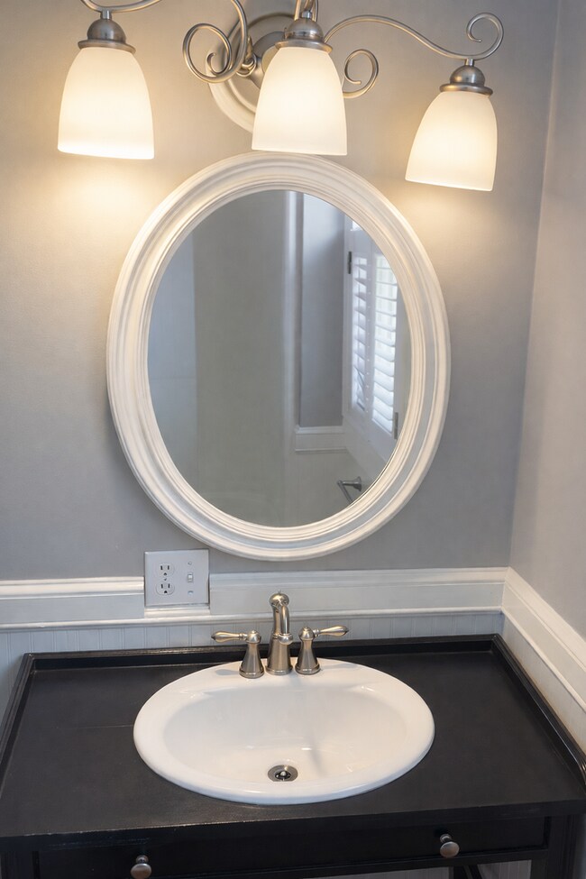 Building Photo - 350 Harrison Ave